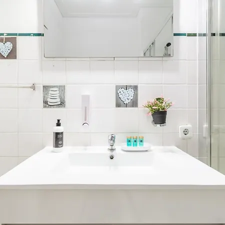 Daire With Veranda In Gaia - 3d *