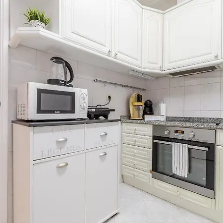 With Veranda In Gaia - 3d Вила-Нова-ди-Гая