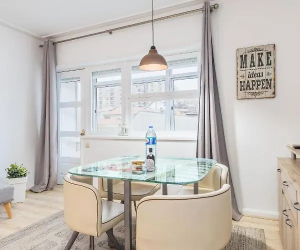 Apartament With Veranda In Gaia - 3d *